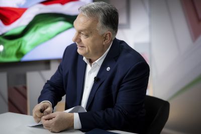 „Karnyújtásnyira a békétől” – Kövesse Orbán Viktor évértékelőjét 20 órától a Vasárnap.hu-n