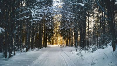 Megjött a friss hójelentés, ezeken a helyeken fog esni holnap