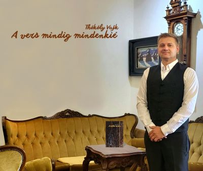 Thököly Vajk: A vers mindig mindenkié