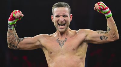 Hell Boxing Kings: Istenes Bence „vércse módra lecsapott a vadra” és majdnem kiütötte ellenfelét