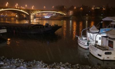 Ismét ukrán hajóskapitány okozott balesetet Budapesten a Dunán, ott ahol a Hableány-katasztrófa is történt (videó)