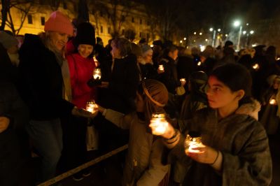 Mindenki kapott a szeretet lángjából Debrecenben