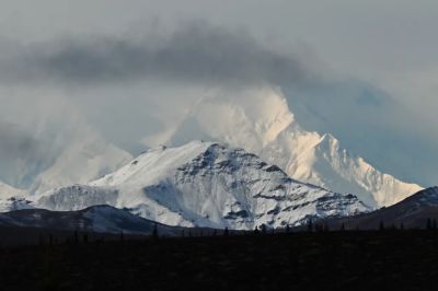 Trumpnak nem tetszik Észak-Amerika legmagasabb hegycsúcsának a neve, a régit hozná vissza