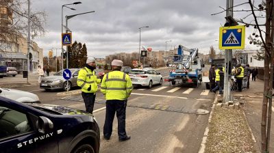 Tucatnyi új szemafort telepítenek a sepsiszentgyörgyi útkereszteződésekbe