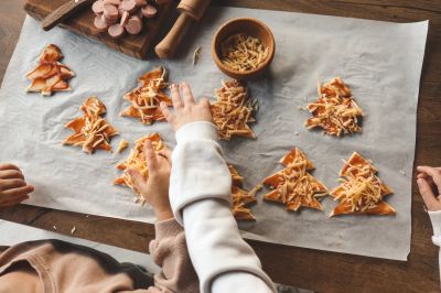 Ünnepi sajtos pizza, ahogy a gyerekek szeretik