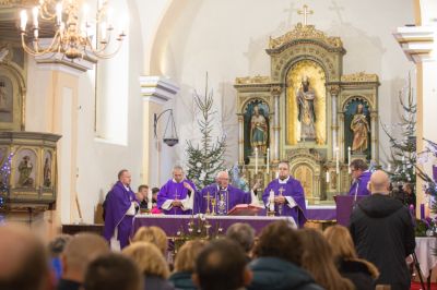 Varga László a vörsi betlehem mellett: Mindannyian felelősek vagytok a világ lelkiállapotáért!