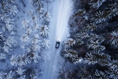 Iglu-effektus: így élt túl 60 napot egy svéd férfi egy behavazott autóban