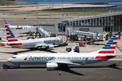 Nem kezdték jól a karácsonyt az American Airlines gépei