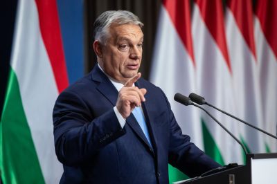 Orbán Viktor: Az orosz-ukrán háború jövőre véget ér, vagy úgy, hogy sikerül béketárgyalással lezárni, vagy úgy, hogy az egyik harcoló fél megsemmisül