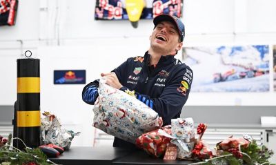 Bója, kispárna, káromkodós üveg: Verstappen 2024-es F1-es szezonja ajándékokban – videó