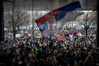 Karácsonykor is felvonultak az egyetemisták Belgrádban