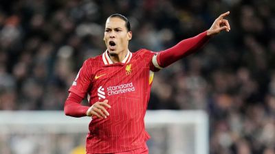 Van Dijk nyomás alá helyezte a Liverpool vezetőségét a jövőjét illetően