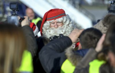  Egy orosz propaganda-videóban rakétával lövik ki a nyugati Mikulást  