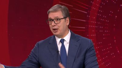 Vučić a köztévében: „Nincs semmilyen válság. Szerbiában sohasem volt jobb az élet, mint most“