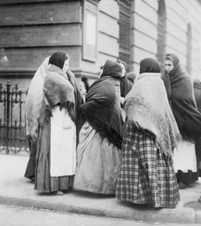 1907. december 28.: Tömeges lakbérsztrájk New Yorkban