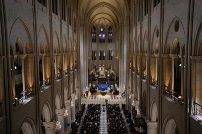  Elillant történelem és babonamentes tűzvédelem – megnéztük a felújított Notre Dame-ot  