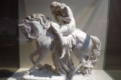 Lady Godiva legendája - Megtörtént a meztelen lovaglás?