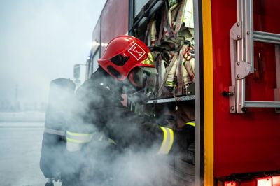 Lángba borult egy lakóház és annak garázsa Szegeden