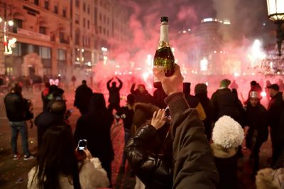 Szilveszterkor is tilos a tűzijáték ezeken a budapesti köztereken (VIDEÓ)