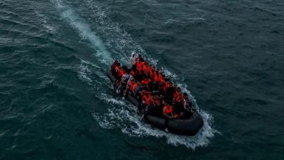 Belefulladt három migráns a La Manche-csatornába