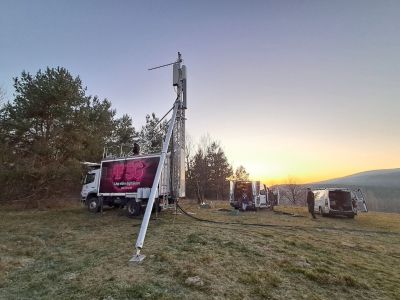 Megrongálta a kőszegszerdahelyi adótornyot a karácsonyi vihar, az Alpokalja több településen nincs telefon és internet