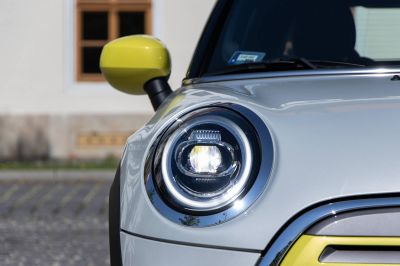 Törölhették az elektromos Mini kabriót