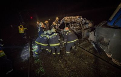 Halálos áldozattal járó ütközés történt egy autó és egy InterCity között