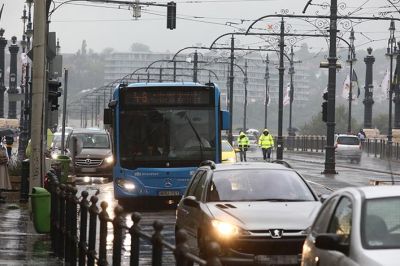 Karbantartás miatt januárban több éjszaka pótlóbusz jár a 6-os villamos helyett