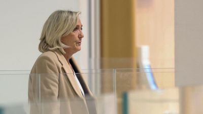 Marine Le Pen Emmanuel Macronról: Vége van, kicsi