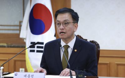 Dél-Korea megbízott elnöke új alkotmánybírák kinevezéséről döntött a politikai válság kezelésére