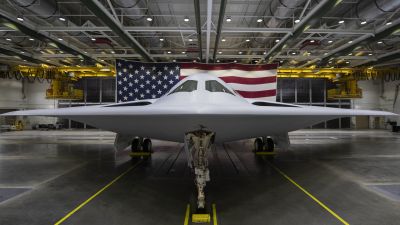 Amerika már teszteli a jövő szuperfegyverét: felszállt a hatodik generációs B-21 Raider bombázó