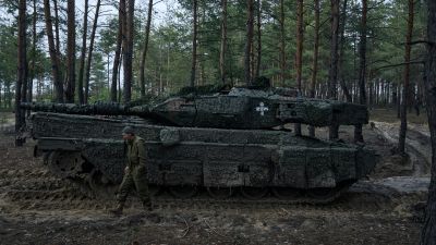 Szétesett az ukrán Leopard 2-es dandár, mielőtt egyáltalán a frontra ért volna