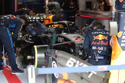 A Red Bull és a Mercedes korai előnyre tehet szert 2025-ben