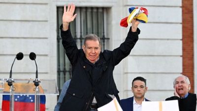 Díjat tűztek ki az ellenzéki vezető fejére Venezuelában