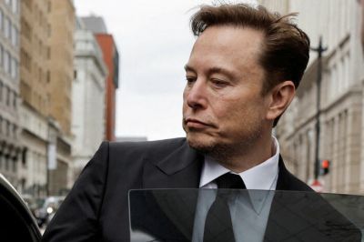 Elon Musk nevet változtatott az X-en, beleremegett a kriptopiac