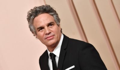  Kiderült, ki cserélte füves cigire Mark Ruffalo kellékcigarettáját  