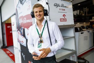 Marcus Ericsson tesztel F1-es szimulátorokat a Cadillacnek