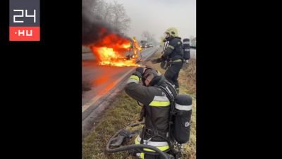 Videó: teljes terjedelmében égett egy autó az M1-esen