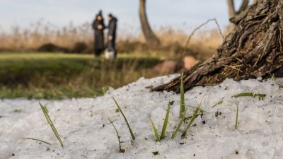 Először hózápor és ónos eső jön, majd olyat csinál az időjárás, amire ilyenkor nem nagyon számítanánk