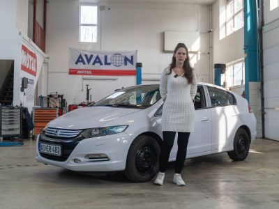 Olcsó japán hibrid, buktatókkal - MűhelyPRN: Honda Insight 1,3 Hybrid – 2009.