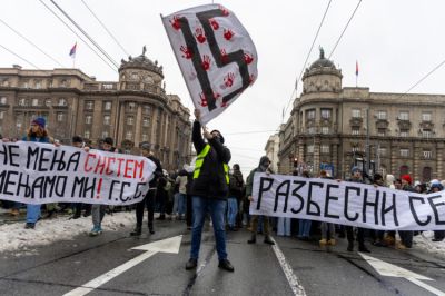 Az indulatok nem csendesednek: ma sem maradt el a rendszer ellleni tüntetés Belgrádban (sem)