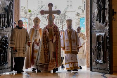 Bűnösök vagyunk, és megbocsátásra szorulunk – A Szentföldön is megnyitották a jubileumi szentévet