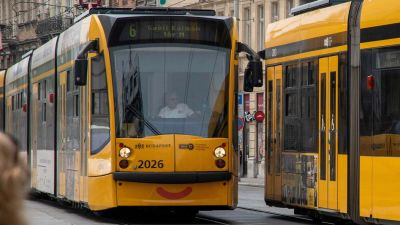 Leállt a villamos a Nagykörúton, rosszul lett egy utas