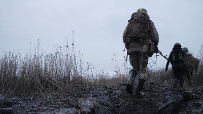 Ukrajna újabb támadást indított: az oroszországi Kurszk térségét érte a csapás