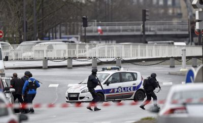 A Charlie Hebdo tökös maradt, a világ kevésbé