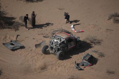 Hatalmasat borult Sebastian Loeb a Dakar-ralin