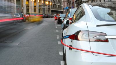 Óriási töltőhálózat-bővítés Kínában - Összeáll a Volkswagen, és az Xpeng