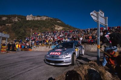 A hatalmas Peugeot-dráma a 2000-es Montén