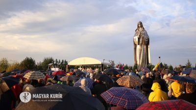 A hercegszántói Mária-kegyhelyen tartják a Kalocsa-Kecskeméti Főegyházmegye szentévi zarándoklatát