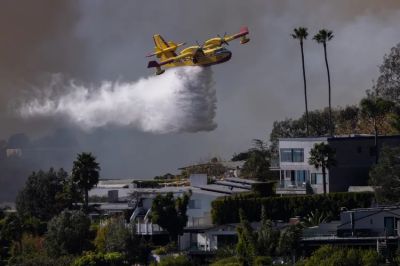 Drónnal ütközött a Super Scooper tűzoltó repülőgép